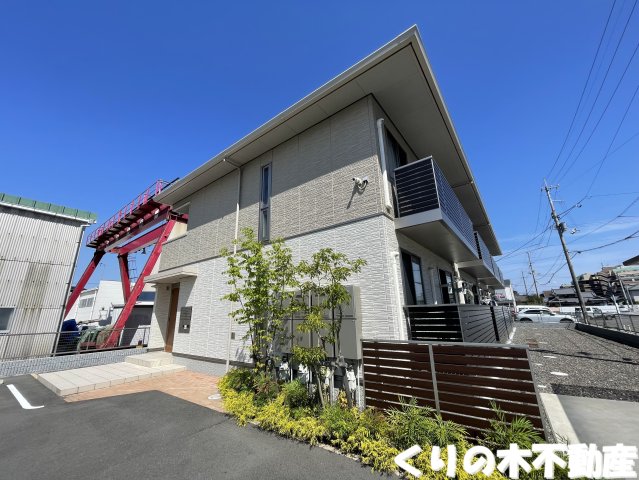 建物外観　落ち着いた雰囲気の外観です