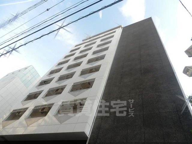 大阪市西区南堀江のマンションの建物外観