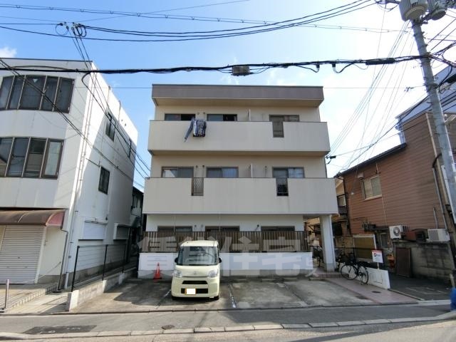 京都市南区東寺町のマンションの建物外観