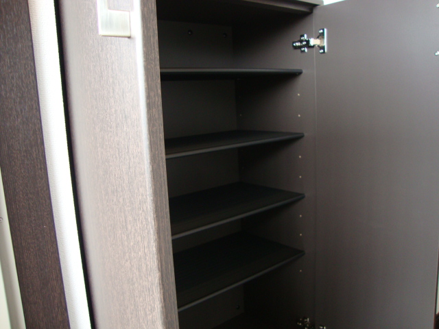 収納　下駄箱（内部）