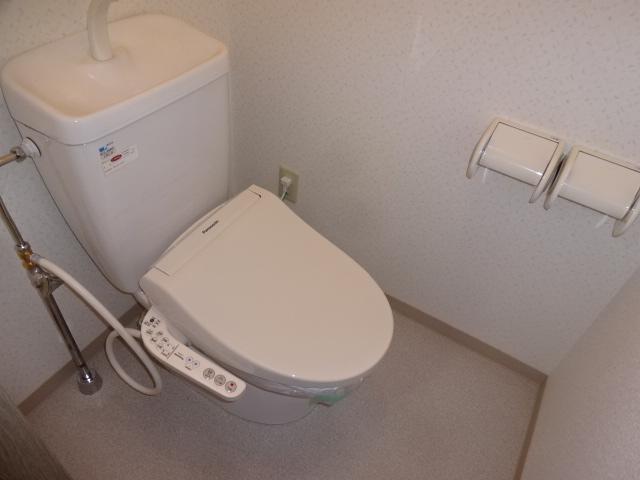 トイレ　シャワー付トイレ