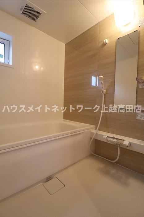 バス・シャワールーム　浴室