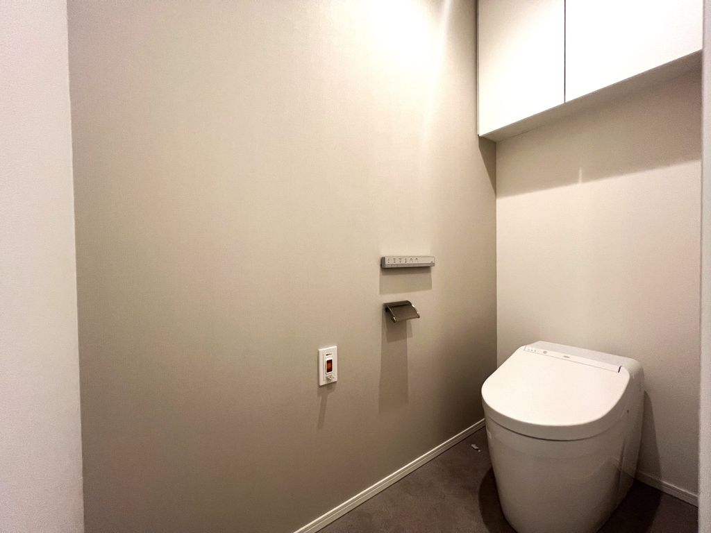 トイレ　※別部屋の参考写真です。