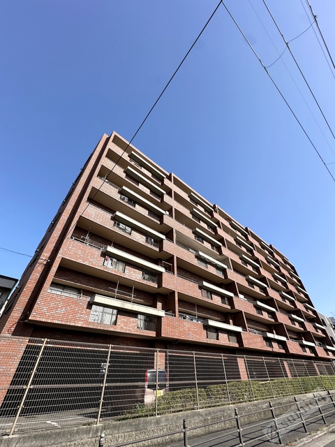 建物外観　日当たりのいい建物です♪