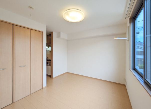 居室・リビング　※同物件、別部屋になります。