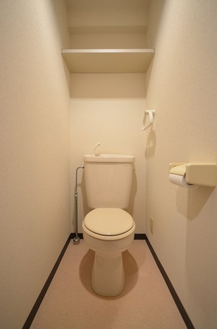 トイレ　別号室の写真です