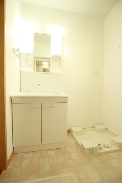 洗面設備　同物件別号室