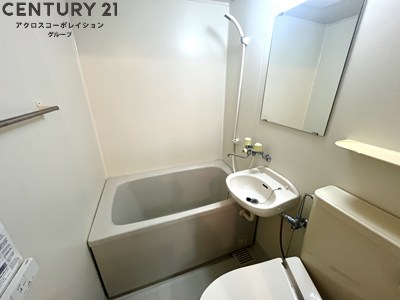 バス・シャワールーム　シンプルで機能的なユニットバスです！