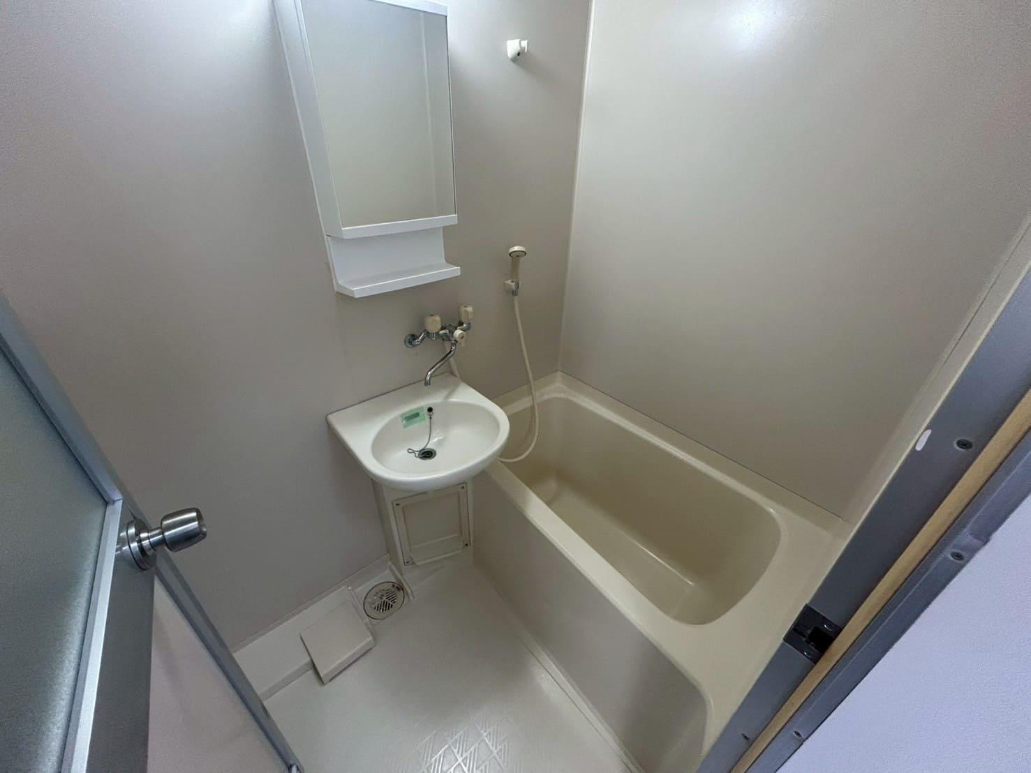 バス・シャワールーム　浴室
