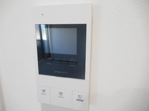 エテルナコート総持寺　セキュリティ　カメラ付インターホン