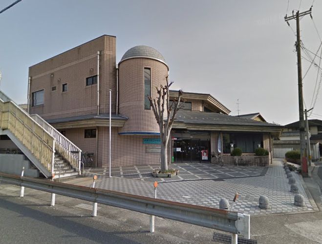 図書館　◆木津川市中央図書館◆（図書館）まで262m