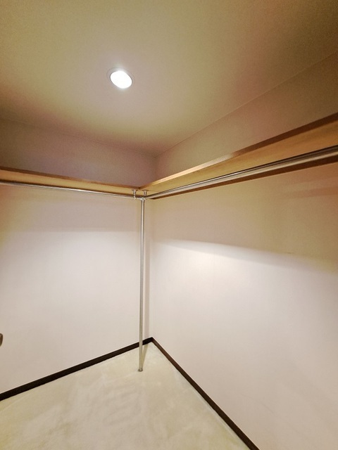 収納　ウォークインクローゼット
