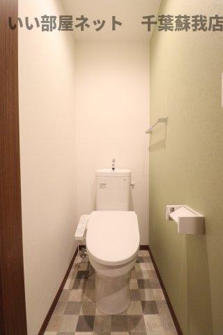 トイレ　清潔感のあるトイレです