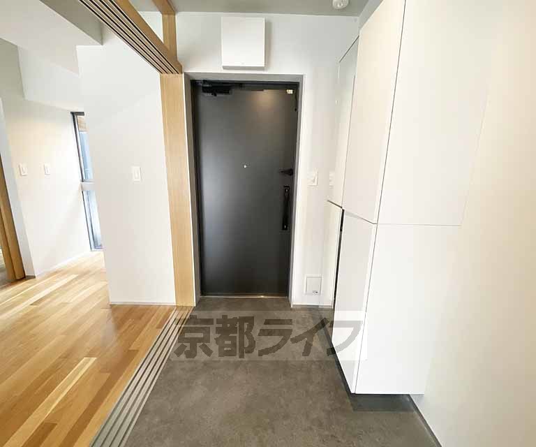 玄関　大きな段差がありません