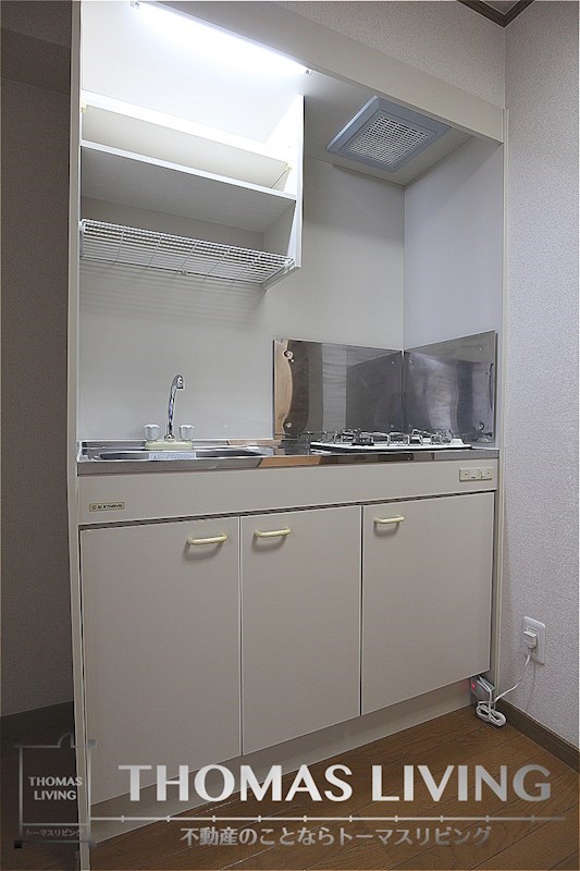 キッチン　実際のお写真を準備中の為、別タイプのお部屋のお写真です。