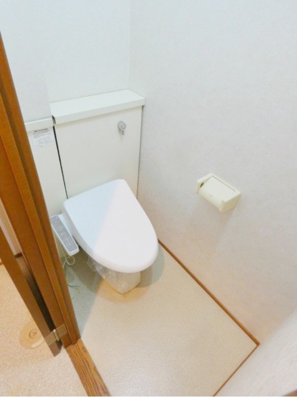 トイレ　図面と現状に相違がある場合には現状を優先