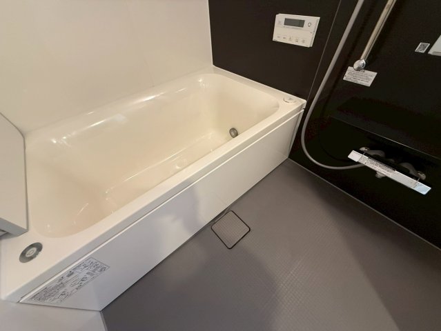 バス・シャワールーム　詳細は、RISUMO江坂本店までお問合せください♪