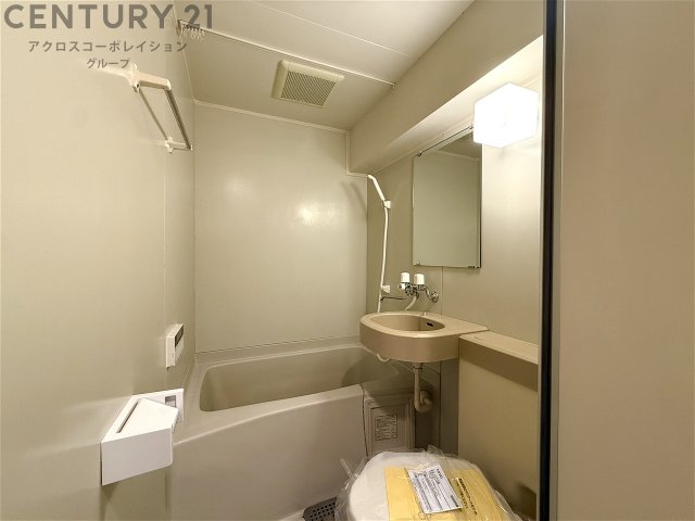 バス・シャワールーム　シンプルで機能的なユニットバスです！