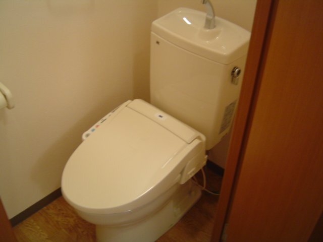 トイレ　シャワー付トイレ