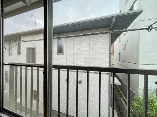 バルコニー　窓手すり