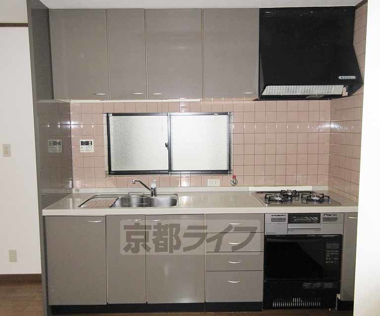 キッチン　使い勝手の良いシステムキッチン！
