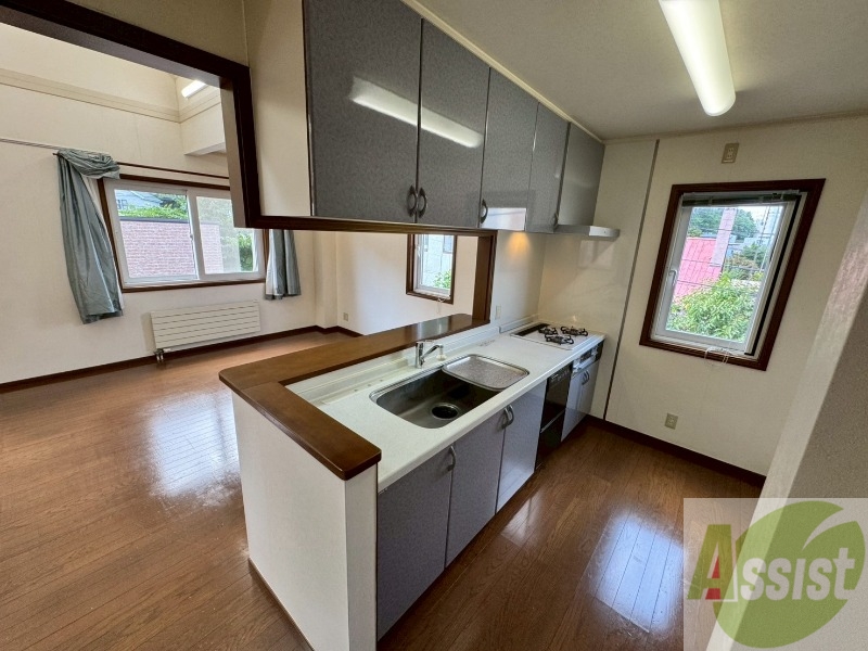 キッチン　システムキッチンなので、すぐお料理に使えます！