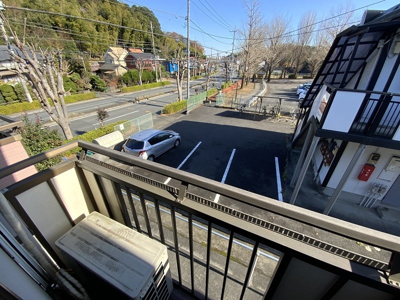 バルコニー　朝日が入るベランダです。