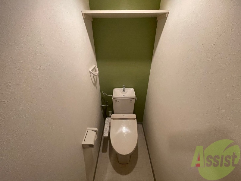 トイレ　こちらはトイレです。清潔感があり、安心して使用できます。