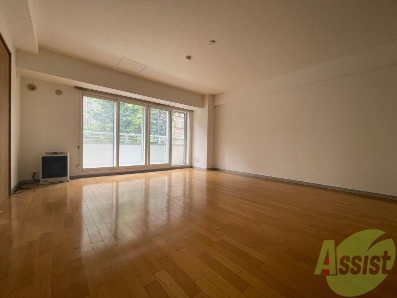 居室・リビング　広くてキレイなＬＤＫが広がっていて、充実した生活が送れそう。