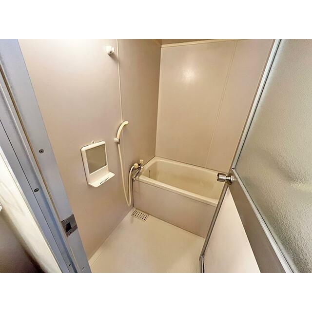 バス・シャワールーム　※クリーニング前の写真になります