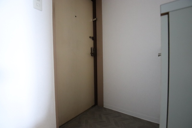 玄関　別部屋の写真です。※現状優先