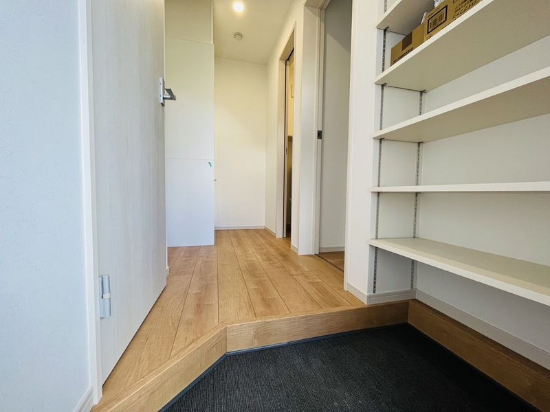 玄関　同メーカー施工例