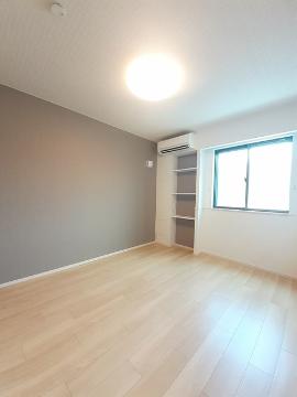 その他設備　エアコン　照明完備