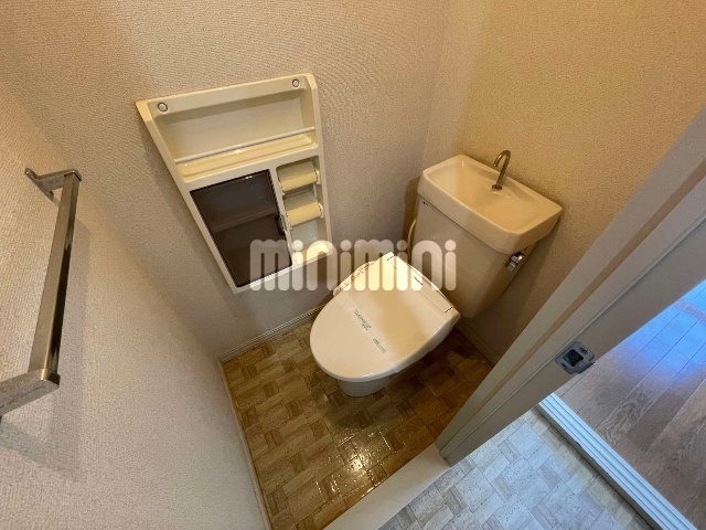 トイレ　※同物件別号室の参考写真です。