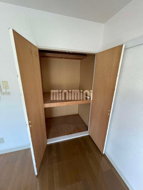 収納　※同物件別号室の参考写真です。
