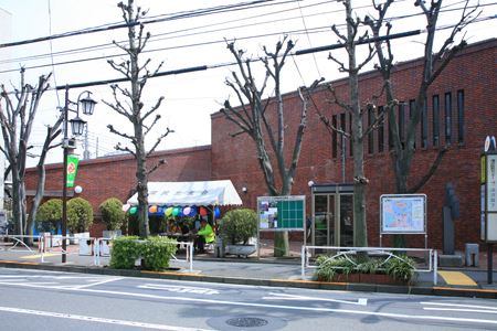 図書館　深沢図書館（図書館）まで840m