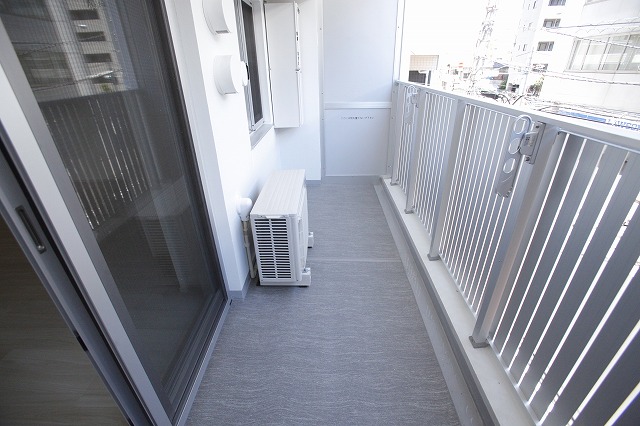 バルコニー　バルコニー