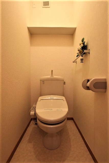 トイレ　家具・インテイリアは含みません。