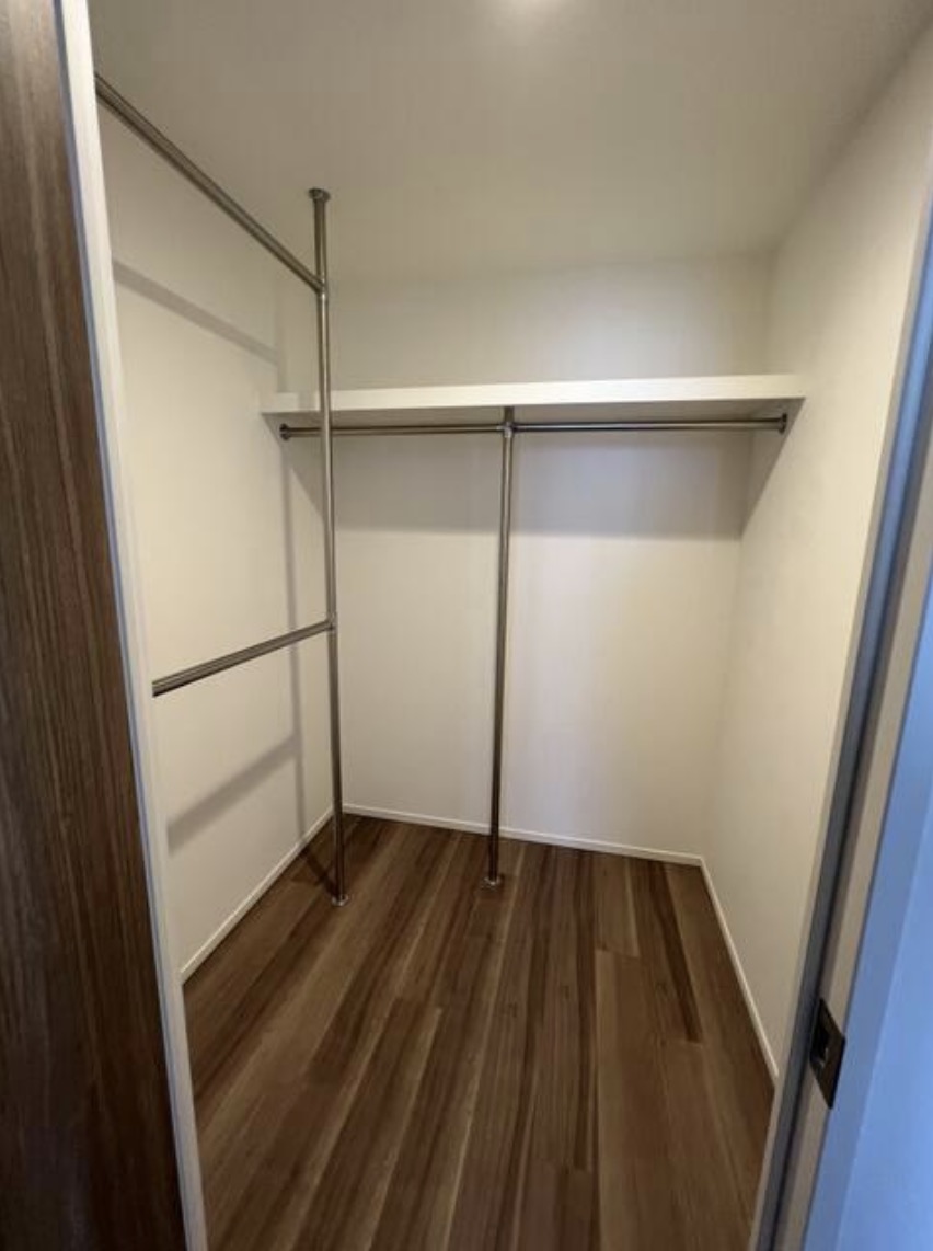 収納　※別部屋の参考写真になります。