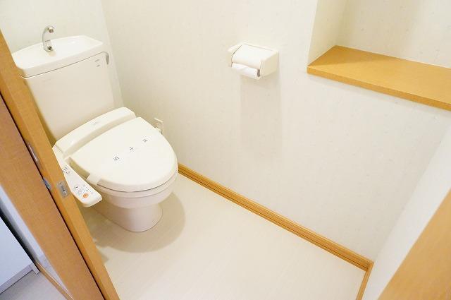 トイレ　トイレ