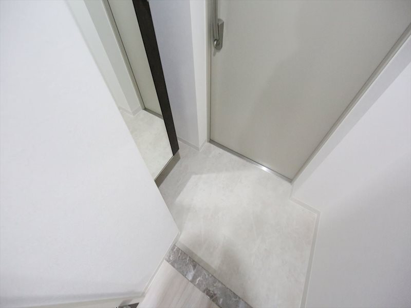 玄関　玄関　シューズボックス（収納充実してます）