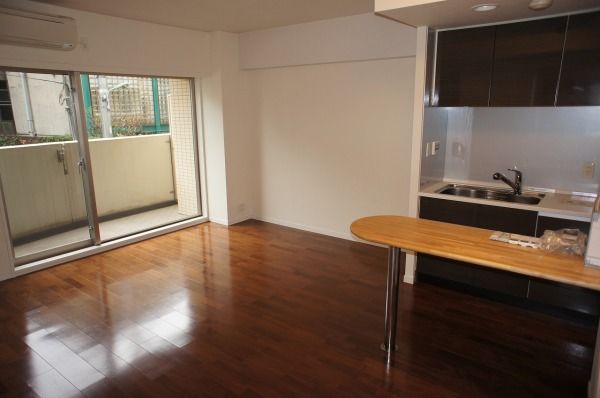 居室・リビング　ゆったり過ごせるリビングです