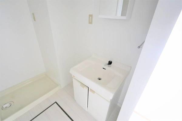 洗面設備　ビレッジハウスの同一物件・同一タイプの間取りの写真です