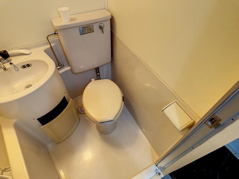 トイレ　トイレ