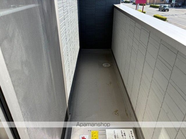 バルコニー