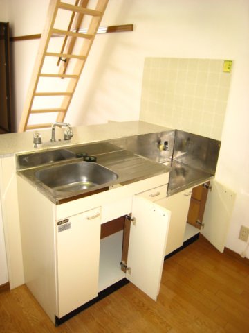 キッチン　キッチンのコンロはお好きなものを置いてください♪