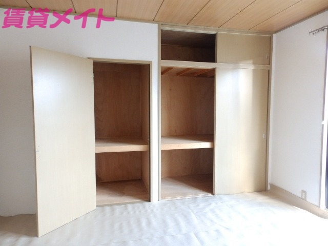 収納　同型部屋写真です。