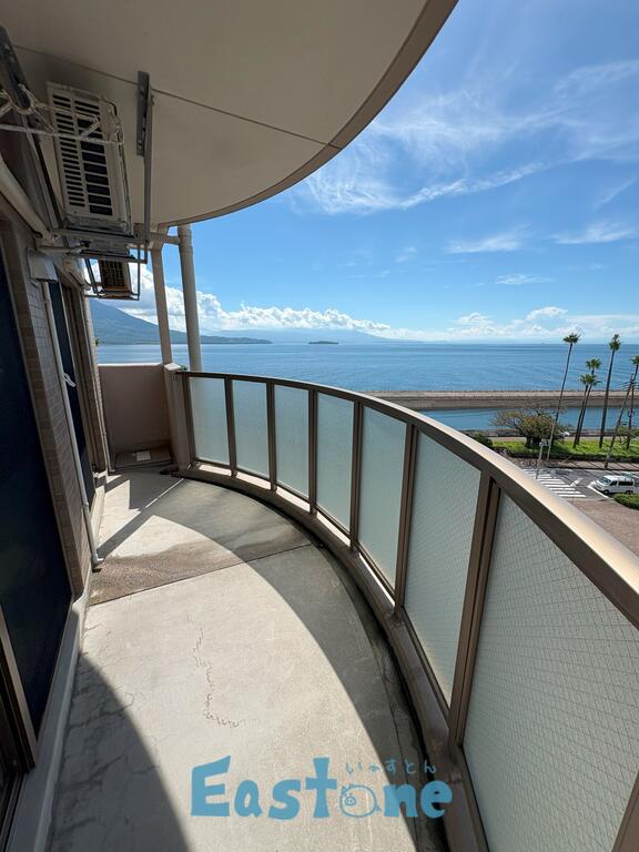 バルコニー　※７階からの眺望です