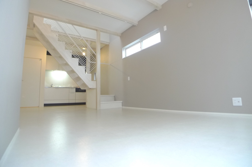 居室・リビング　写真は別号室