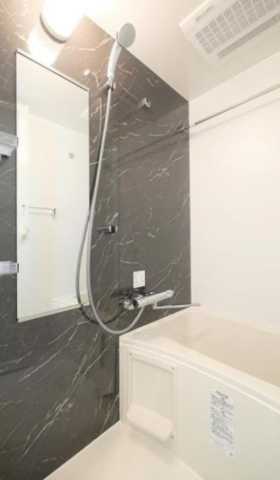 バス・シャワールーム　反転タイプ・別部屋参考写真